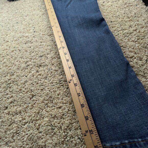 Levi's 311 Shaping Skinny Jeans Women's 32 Blue Mid Rise Medium Wash Red Tab - Picture 12 of 13